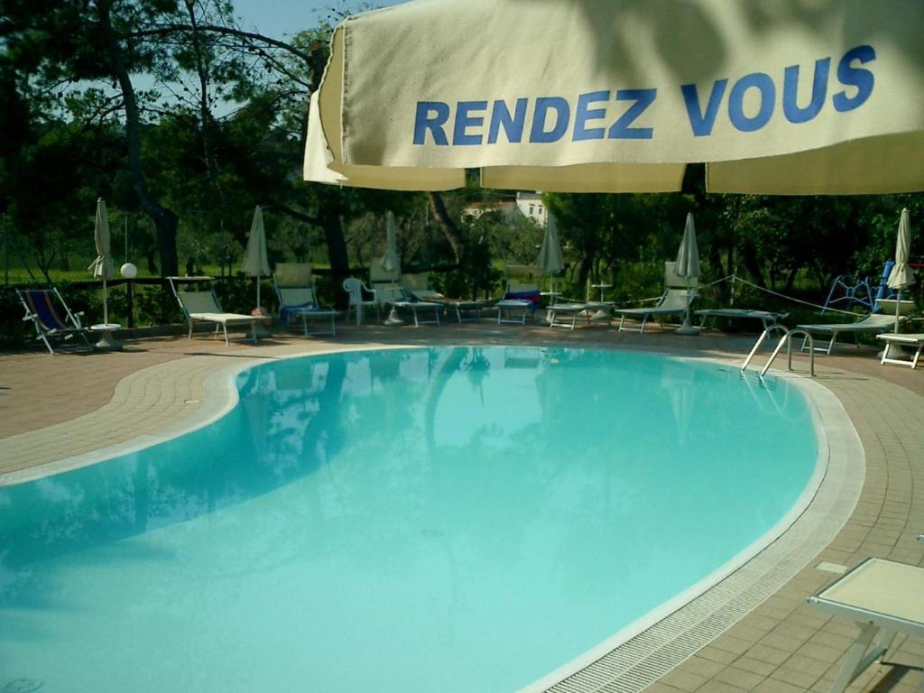 Residence Rendez Vous Весте Екстериор снимка